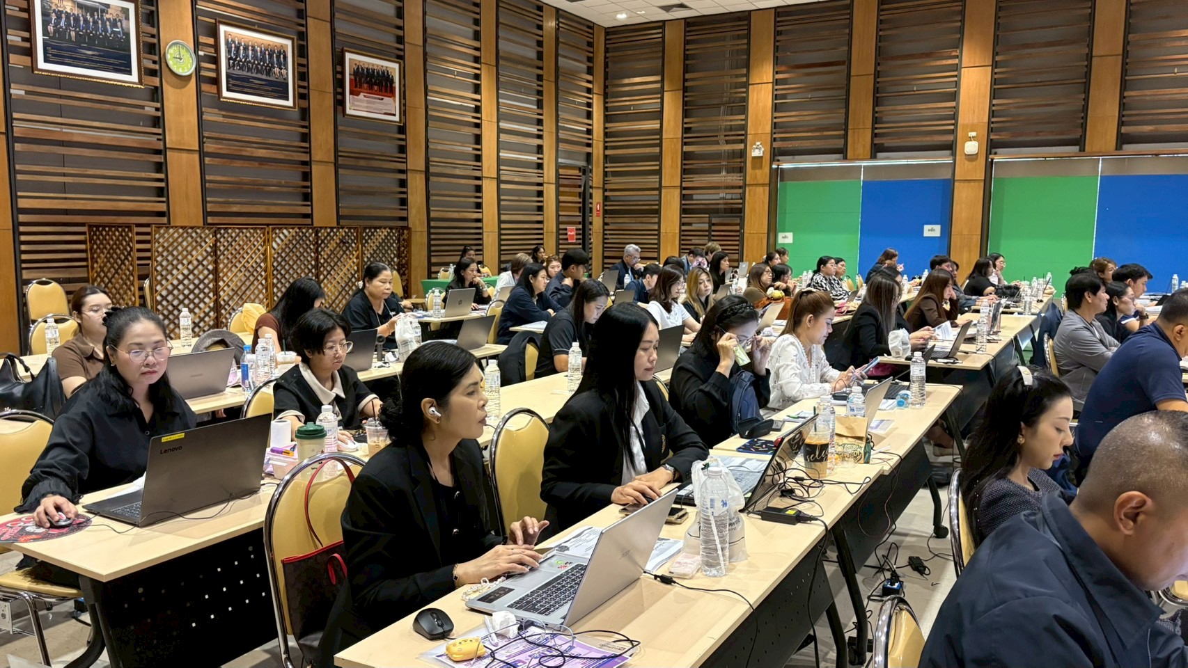 โครงการอบรมเจาะลึกเทคนิคการเขียนหนังสือโต้ตอบและรายงานการประชุม ยุค AI รุ่นที่ 1 รูปที่ 24