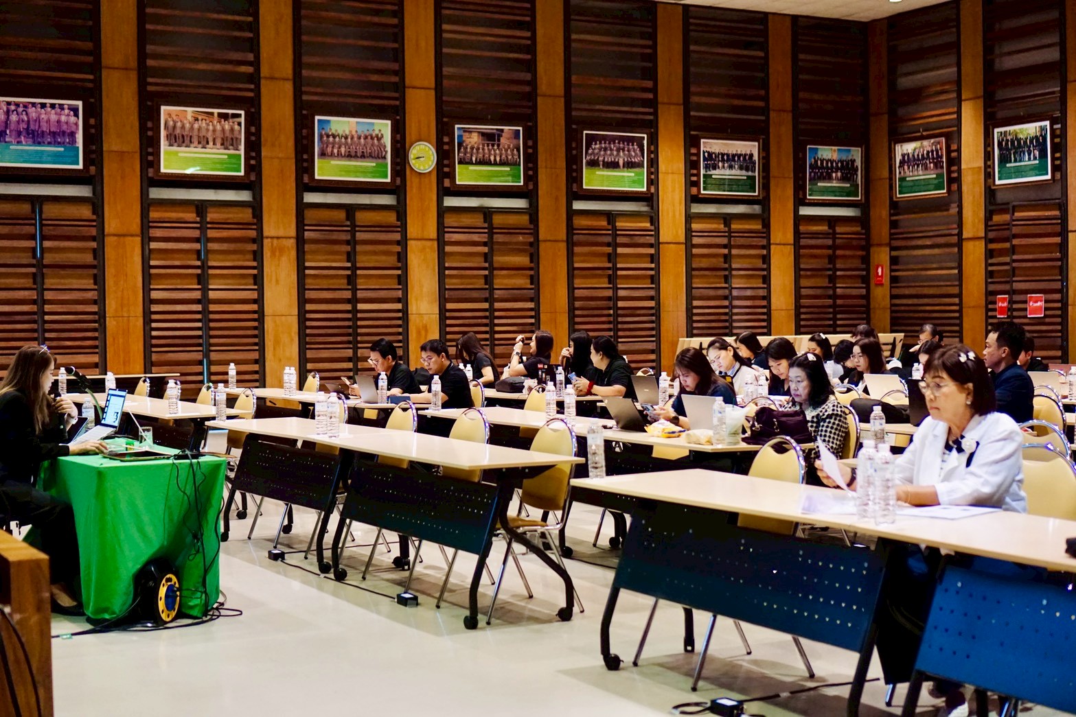 โครงการอบรมเจาะลึกเทคนิคการเขียนหนังสือโต้ตอบและรายงานการประชุม ยุค AI รุ่นที่ 2 รูปที่ 36
